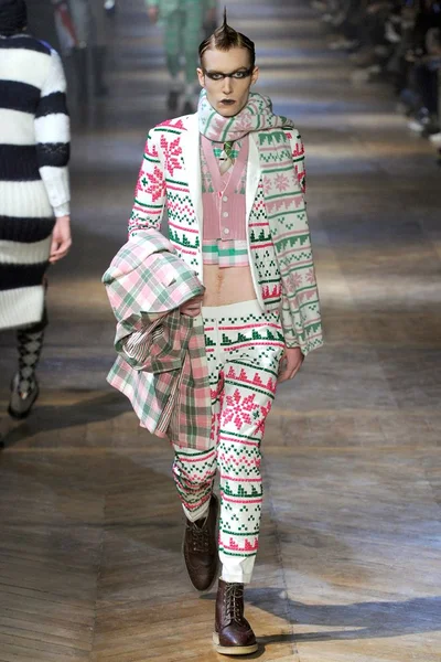 Look 23